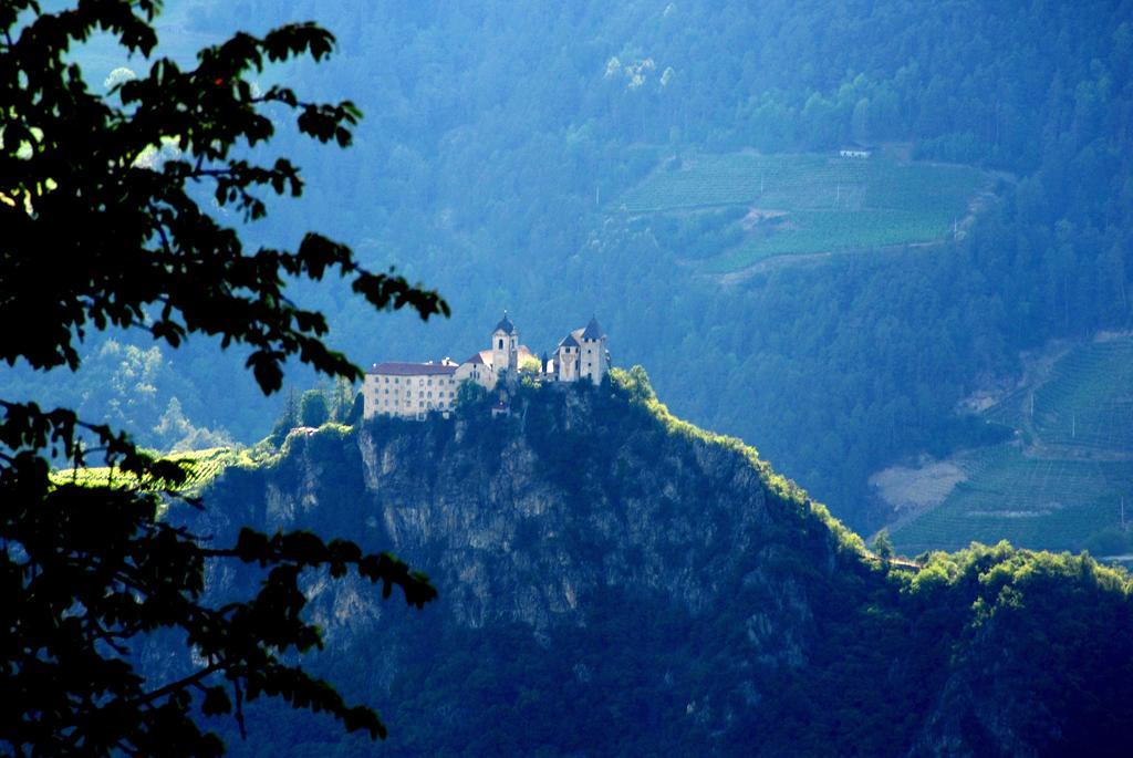 Spisserhof Klausen Buitenkant foto