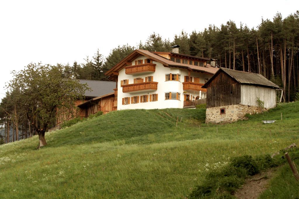 Spisserhof Klausen Buitenkant foto